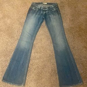 BKE Starlite Stretch *26x35.5